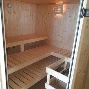 Direkt Unterhalb vom Schönen Hesselberg - Image 3