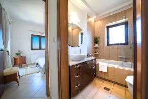 Luxury Rural Escape - Image 2