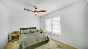 Oceanside 1st floor home, 1 block away from beach and 15 mins away from Mayo - Image 3
