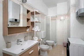Appartement 'La Perla Grigia' avec terrasse partagée, Wi-Fi et climatisation - Image 3