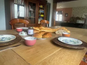 Parenthèse à la Maison de l'Ecrivain entre nature et petit déjeuner festin - Image 3