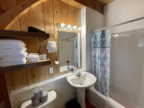 Black Bear Cottage - Image 2