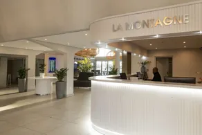First Group La Montagne - Image 4