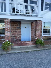Riverbed, Romantic Waterfront Suite, walk to town<br><br> - Image 4