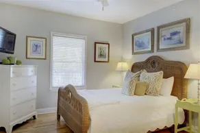 St Simons Grand 4-bedroom top floor - Image 5