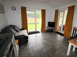 Orchard Farm Cottage - Image 5