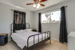 Miami Area Work & Play Hub! Near I-75 & SR 826 - Image 4