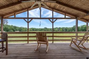 The Stablehouse at Copperas Creek - A Fully Renovated Relaxing Retreat - Image 5