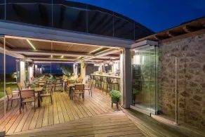 Kyma Suites - adult only accommodation - Image 3