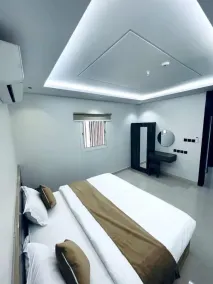 Calm Serviced Apartments 4 - Image 2