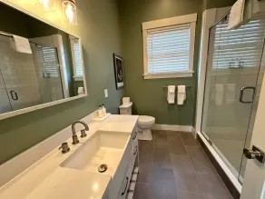 Brand New Construction! 3 Unit5 Bed Property - Image 2