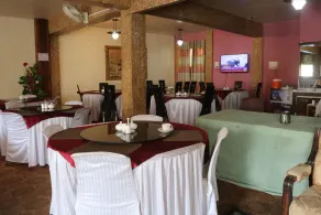 Gilgit Gateway Hotel - Image 5