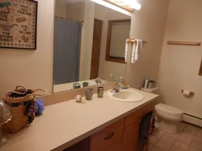 4Br / 3bath Lakefront / Ski House in Berkshires. Voll ausgestattete Küche. Hallo Geschwindigkeit wifi - Image 3