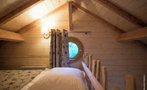 LUXURY CABIN WITH SPA IN TREES - Image 5