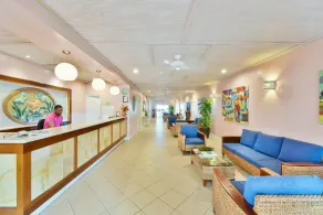 Butterfly Beach Hotel - Image 3