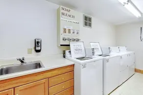 1777 Decatur 2 Bedroom Condo by RedAwning - Image 2