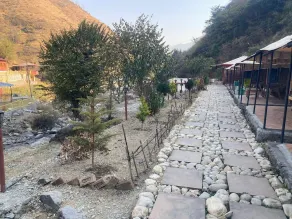 Aquatic resort - Image 5
