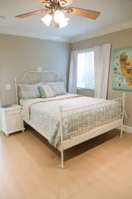 Completely Remodeled Beach Bungalow!  Everything you could ask for! - Image 5