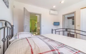 Beautiful Home In Vodnjan - Image 4