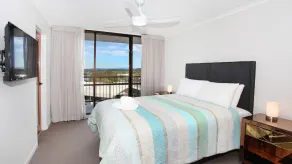 Fantastic location for this beachside Luxurious 2 Bedroom Apartment. Sit on the balcony and enjoy - Image 4