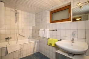 Familienfreundliches Appartement in \"Das alte Forsthaus\" 60 m² mit Terrasse & Garten - Image 4