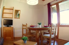 50m from ski slopes, 10th floor, view panoramic, balcony, ski locker, 28m², Valmorel - Image 5