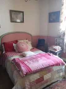 Charming house in a village with character - Image 2