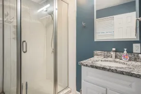 Modern 4BR Near Downtown, Chef Kitchen, Fenced Yard, EV Charger, W/D - Image 2
