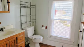 Miss Agnes - Water Front 3BR home PET FRIENDLY, NO LINENS PROVIDED - Image 5