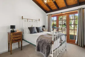 Sandstone Cottage With Cozy Open Fireplace in the Heart of Robertson - Image 4