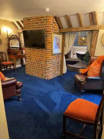 Family 2 bedroomed Luxury Suite - Image 2