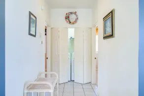 4 senge / 3 + Ba duplex i lukket samfund; stille, eksklusiv, afslappende, familie. - Image 2