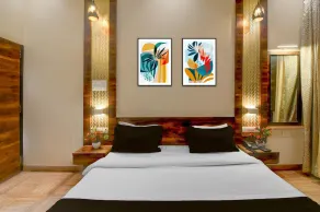 Deluxe Aishwarya Inn - Image 5