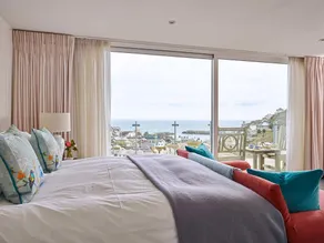 Breath-taking Manor with Pool Tennis Court & Sea Views - Image 4