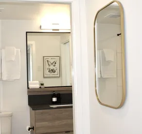 Amazing Brand New lakeview Condo downtown - Image 3