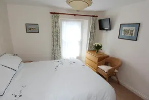 South Seas Tenby - Image 4
