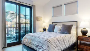 Snowcreek VII 1403 Deluxe Townhouse, Stunning Mountain Views, 2 Car Garage, Washer Dryer by RedAwning - Image 5