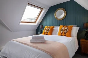 Victorian Townhouse in Central Broadstairs with Parking & Sea views - Sleeps 11 - Image 5