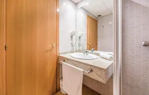 Nice apartment in Riumar-Deltebre with swimming pool - Image 4