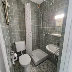 Pluwiger Apartments - Image 2