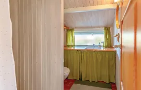 Beautiful Home In Brenderup Fyn - Image 2
