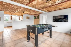 Holiday home for 22 guests - Image 4