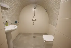 Clásico-Apartamento-Baño privado - Image 2