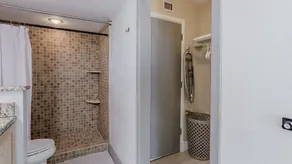 Modern 2BR Retreat in Tristan Towers - 6C - Image 3