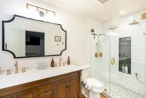 Beautiful Bayside Beach Home in Pacific Beach - Image 3