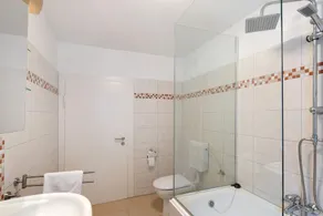 Apartment 'Heikes Ferienwohnung' with Balcony and Wi-Fi - Image 3