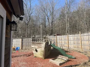 Karin's Place VT: Secluded post and beam with private pool, sauna, & playground - Image 3