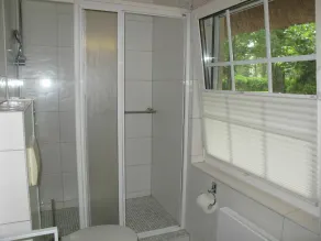 Stunning private villa for 4 guests with WIFI, TV, terrace and pets allowed - Image 2