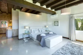 Luxury Family Villa 20 mètres de la plage, une vue imprenable et salon extérieur. - Image 5