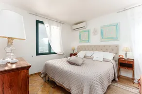 Rustic Villa, Air Conditioning and Beautiful Garden - Image 4